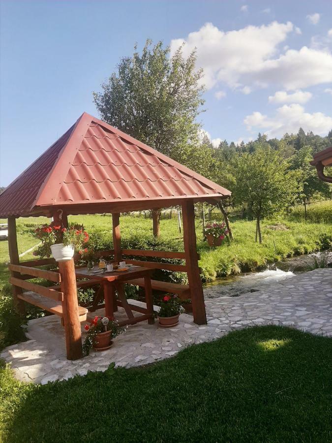 Guest House Mila Plitvicki Ljeskovac Exterior photo